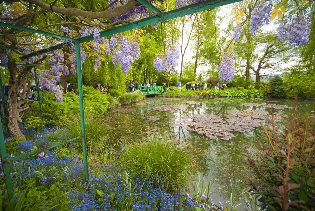 四季美如仙境，引眾人效仿，這座私家花園絢爛如油畫